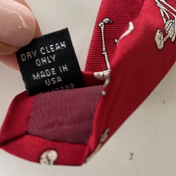 Antatomical Chart Co. Skeletons Plating Sports Tie. Silk. Made in USA - Picture 7 of 9